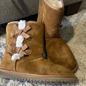 Koolaburra Tan Winter Boots